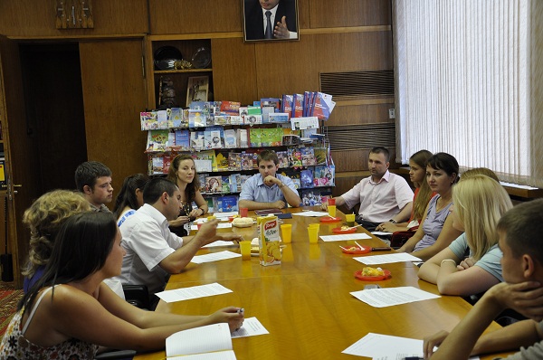 Россомольцы и молодые парламентарии